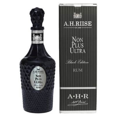 Ром A.H. Riise Non Plus Ultra Black Edition (gift box)
