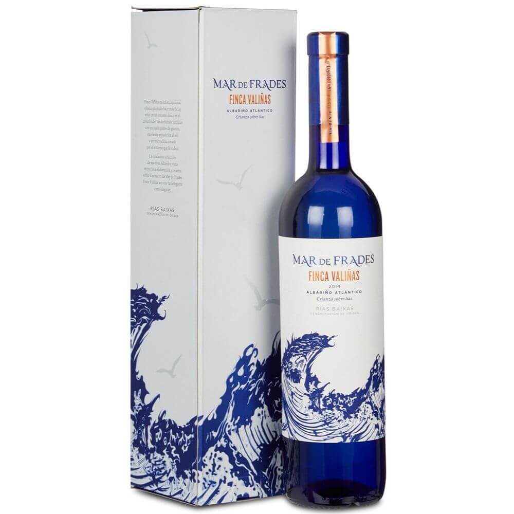 Вино Mar de Frades Finca Valiñas Albariño Atlantico Crianza Sobre Lías (gift box)